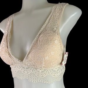 Altar’d State Size M & FP size medium bralette lot of 2.
